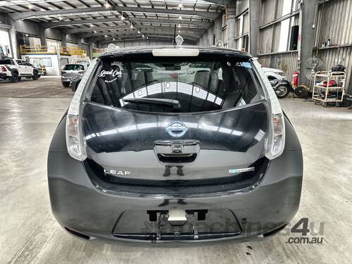 2017 Nissan Leaf AZE0 Electric Vehicle (Auto)