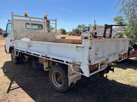2010 Mitsubishi Fuso Canter L7/800 Tipper - picture2' - Click to enlarge