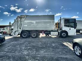 2018 Mercedes-Benz  Econic 956 6x4 Rear Loader Garbage Compactor (Council Asset) - picture2' - Click to enlarge