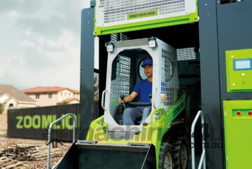 ZOOMLION ZS030R Skid Steer Loader
