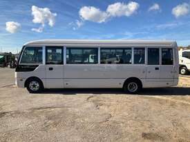 2002 Mitsubishi Rosa Deluxe 25 Seat Bus - picture2' - Click to enlarge