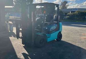 Sumitomo 2.5 Tonne Container Mast Forklift