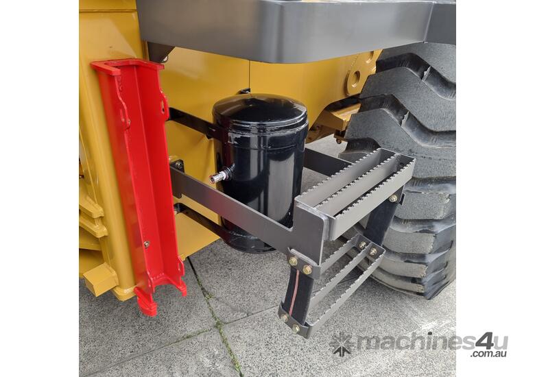 14.5T Wheel Loader with Rear rippers 180HP Cummins Engine, Quick Hitch, GP Bucket & Pallet Forks