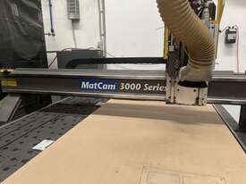 Multicam MatCam 3000 CNC Router, YOM: 2009 - picture0' - Click to enlarge