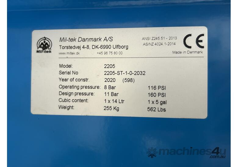 caption 2020 Miltek 2205 Cardboard & Plastic Baler