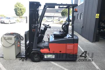 Toyota 7FBE20 3 Wheel Electric Container Mast Toyota 7FBE20 3 Wheel Electric Container Mast