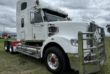 Freightliner Coronado SD FLX 70th Anniversary 6x4 Prime Mover.