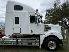 Freightliner Coronado SD FLX 70th Anniversary 6x4 Prime Mover.  - picture2' - Click to enlarge