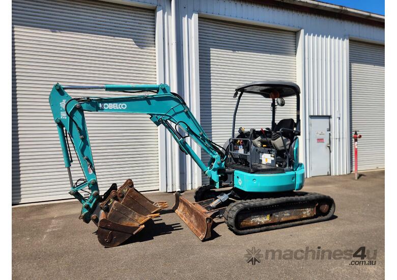 Kobelco SK35SR-6 Excavator