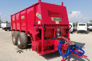 Tuffass Sugar King 150 Mill Run Spreader for Sugarcane