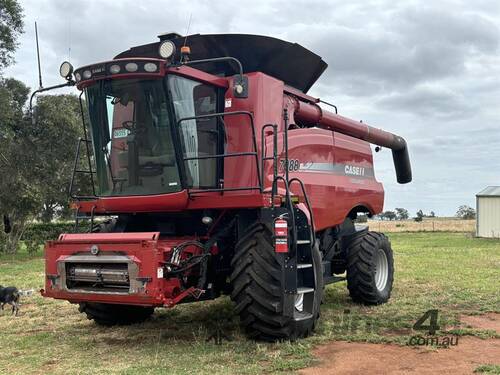 2009 CASE IH 7088 