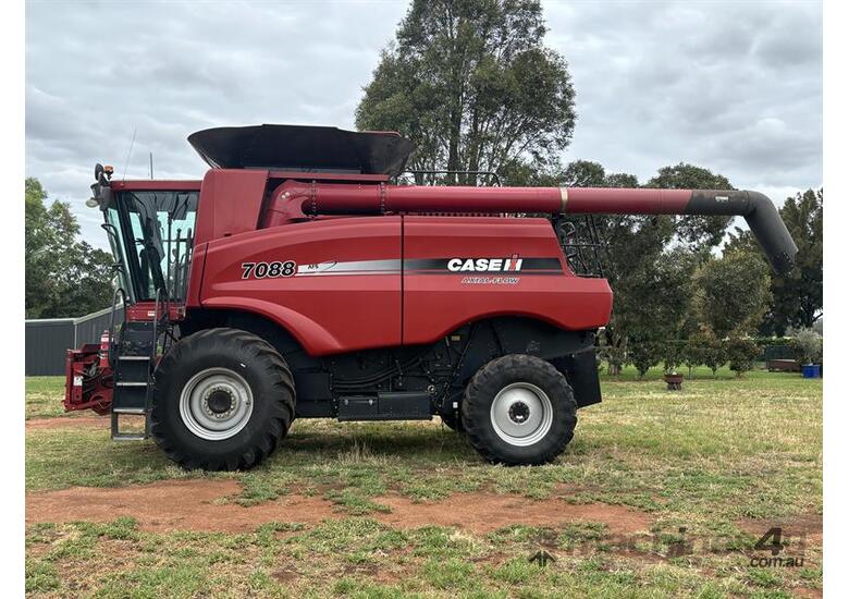 2009 CASE IH 7088 