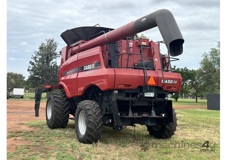 2009 CASE IH 7088 