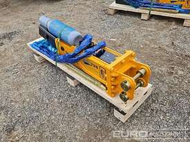 Unused Sailing 35 Hydraulic Breaker to suit 0.8-2T Excavator  - picture0' - Click to enlarge