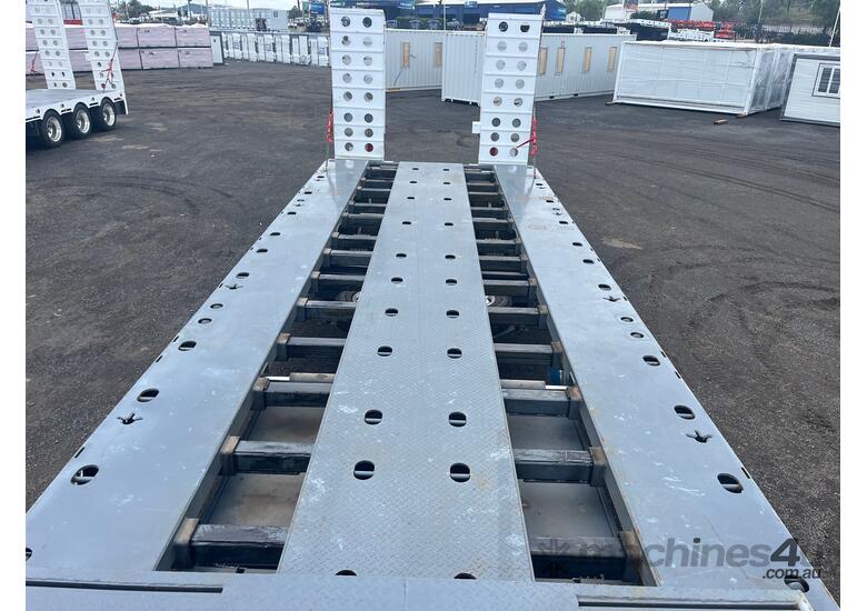 2025 EXEQ Drop Deck Widening Trailer