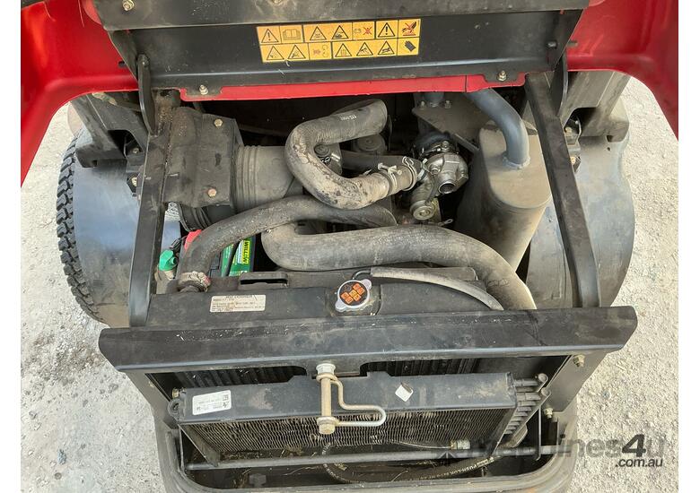 caption Toro GroundsMaster 7200 Ride On Mower