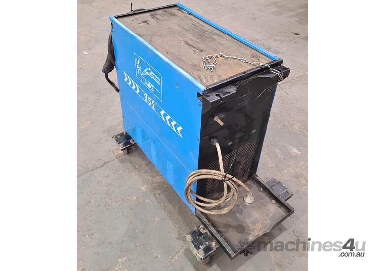 caption UNIMIG 252 MIG MAG Welding machine - Made in Europe
