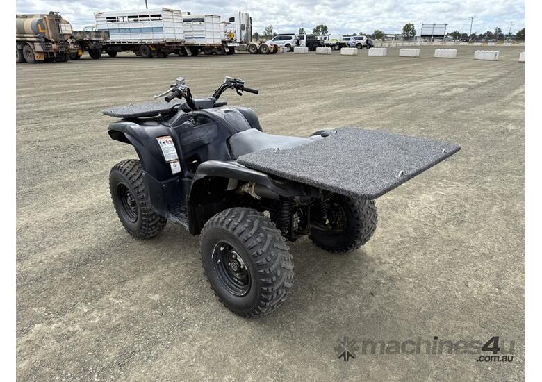 caption 2013 YAMAHA GRIZZLY 700 LIMITED EDITION MOTORBIKE