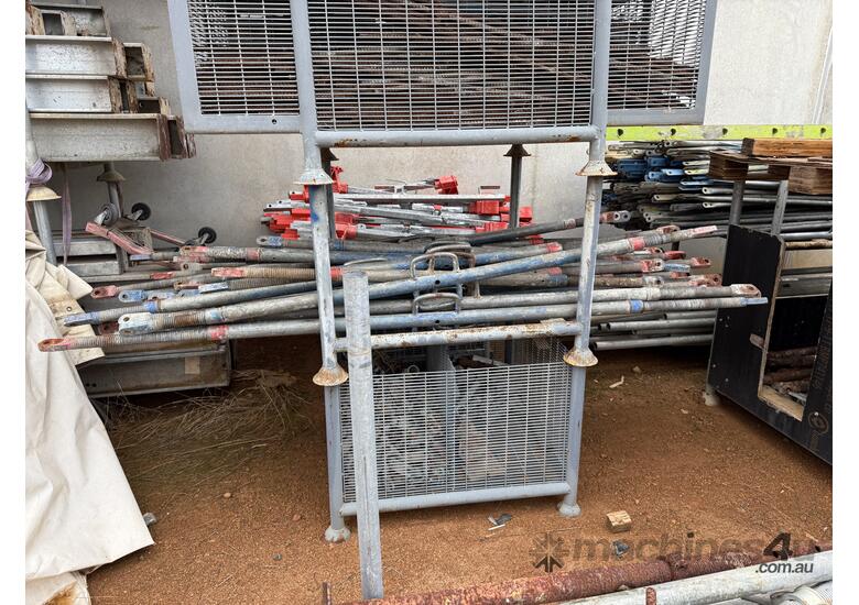 Bulk Lot Scaffold Parts
