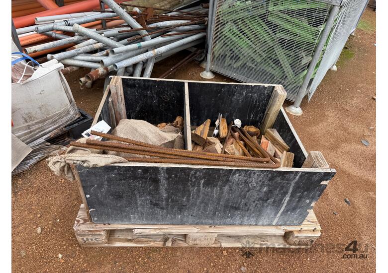 Bulk Lot Scaffold Parts