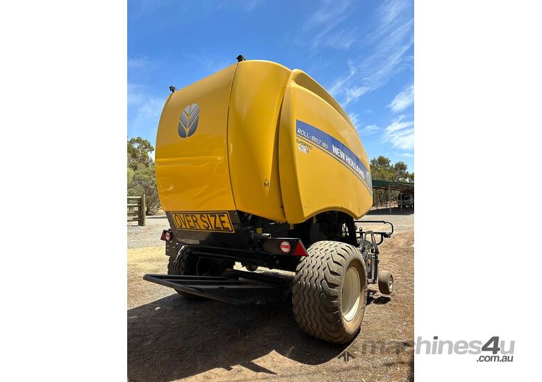 caption 2021 NEW HOLLAND RB180 ROUND BALER