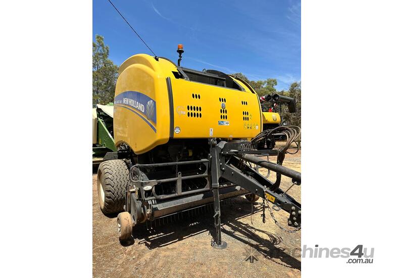 caption 2021 NEW HOLLAND RB180 ROUND BALER