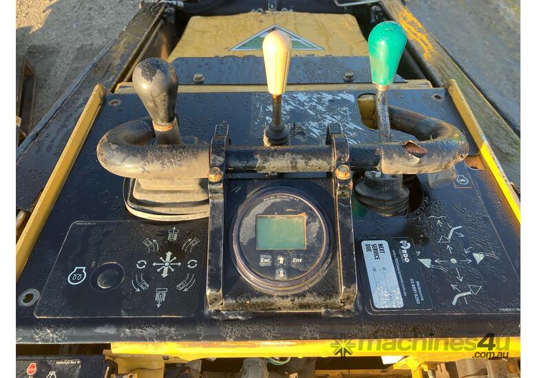 caption Vermeer CTX160 Skid Steer (Rubber Tracked)