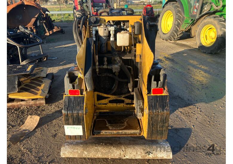 caption Vermeer CTX160 Skid Steer (Rubber Tracked)
