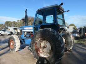 Ford TW10 FWA Tractor - picture0' - Click to enlarge