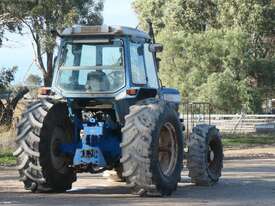 Ford TW10 FWA Tractor - picture2' - Click to enlarge