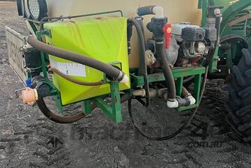 2008 JOHN DEERE 7730 + HAYES SPRAYER + WEEDSEEKER