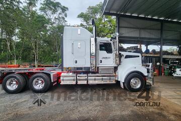 2023 Kenworth T909 - Very Low kms