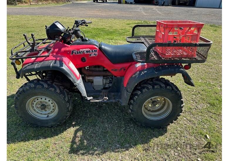 caption HONDA TRX450 Quad MOTOR BIKE