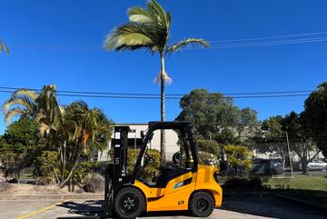 UN FD35T-FJM1 2025 3.5T Diesel Counterbalance Forklift Mitsubishi Engine, 3m Lift Height
