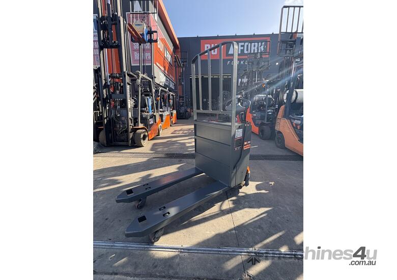 2019 Raymond Combo Electric Pallet Jack