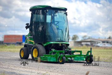 John Deere 1585 Front Deck Lawn Equipment