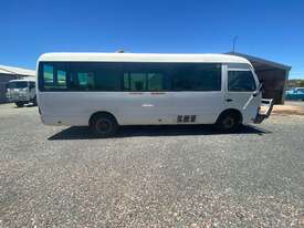2003 Toyota Coaster Bus - picture0' - Click to enlarge