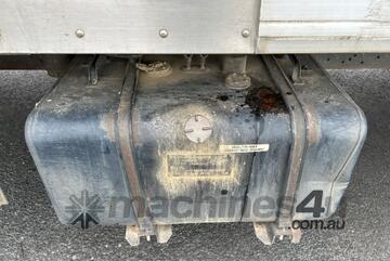 2006 Isuzu FRR500 Refrigerated Pantech