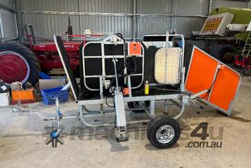 Gallagher Newmatic sheep handler