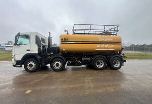 Volvo Twin steer water truck