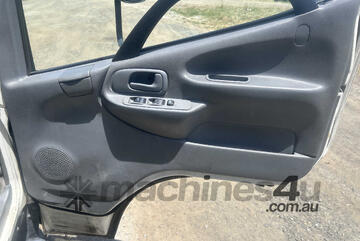 2014 Hino 300 616 Refrigerated Pantech