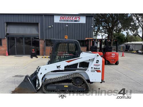 Bobcat T450 Tracked Loader only 300 hours