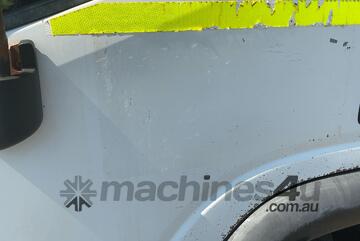 2017 Isuzu NPS 75-155 Service Body / Tray Top