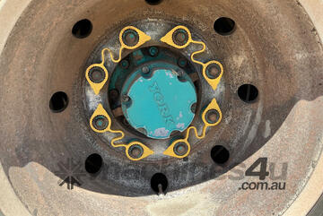 2006 GTE 3-2 Tri Axle Drop Deck Curtainside Trailer