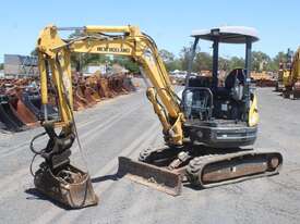 2013 New Holland E30B - picture19' - Click to enlarge