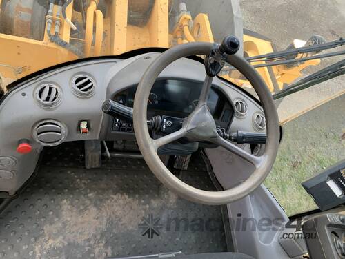 2014 Volvo L250G Articulated Wheel Loader