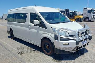 Toyota   HiAce GDH322R