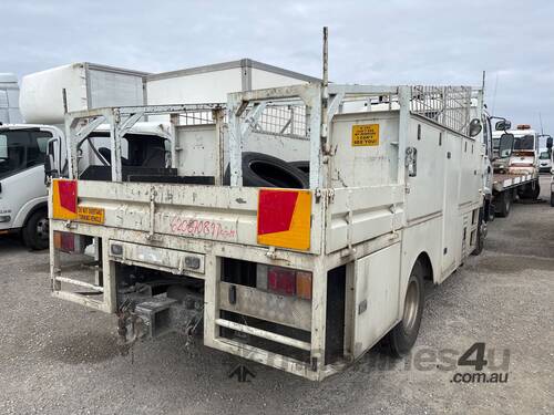 2004 Isuzu FRR500 Service Body