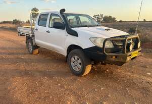 Toyota 2008 SR Hilux dual cab