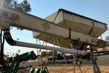 HEASLIP GROUPER WTIH HONDA MOTOR. GROUPER IN POOR REPAIR. MOTOR SHOULD BE OK.